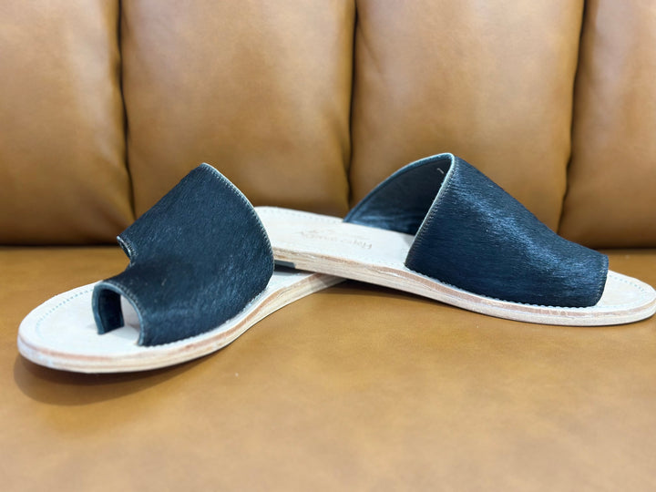 The Tanya Cowhide Flat (Black)