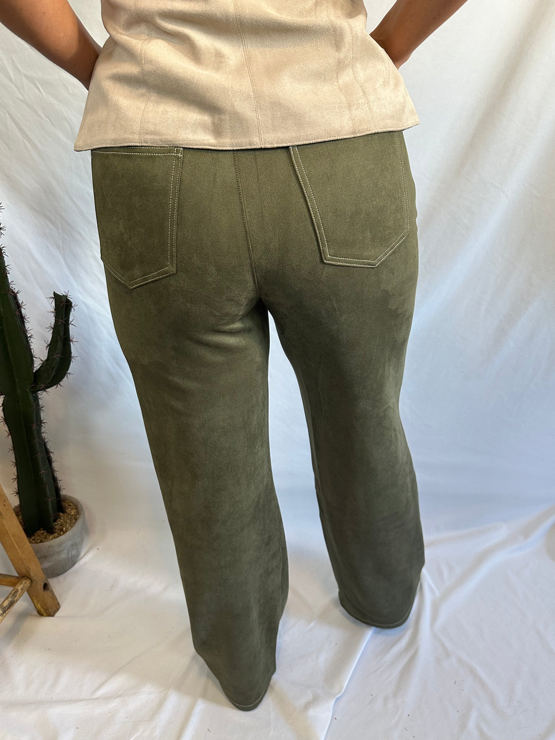The Canova Tailored Straight Leg Pants